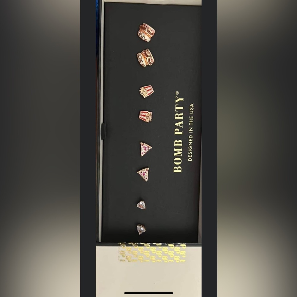 Bomb party “I only have fries for you” selling new never worn.